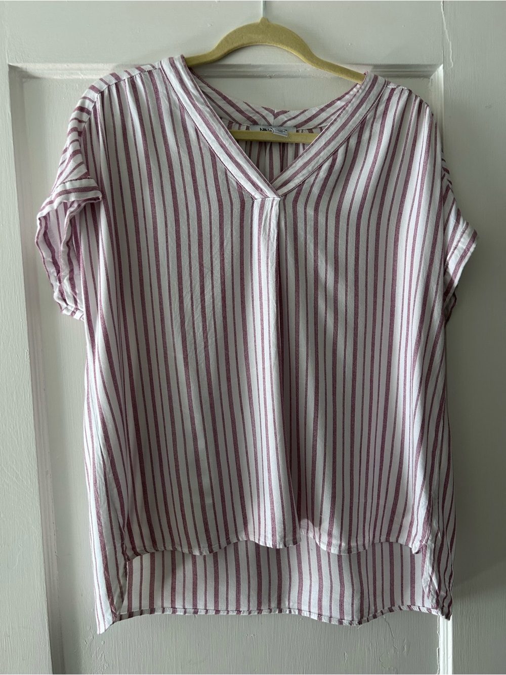Nine West White and Pink Striped V-Neck Blouse